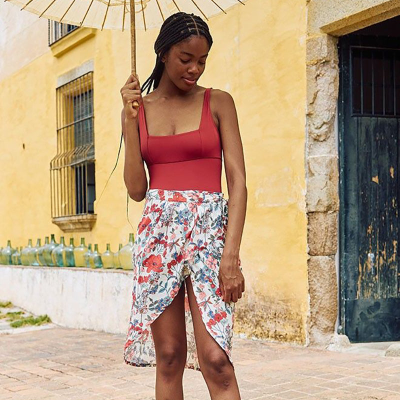 Woman wearing Light pareo skirt in varadero floral print with ties